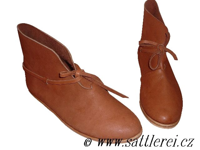 Mittelalterschuhe 12. JH